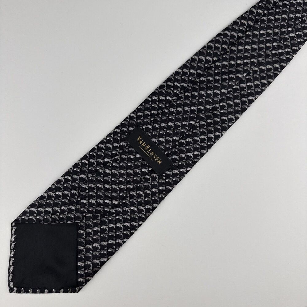 Van Heusen 100% Silk Tie Black and Gray Dolphins Made In Italy Necktie 58''x4''